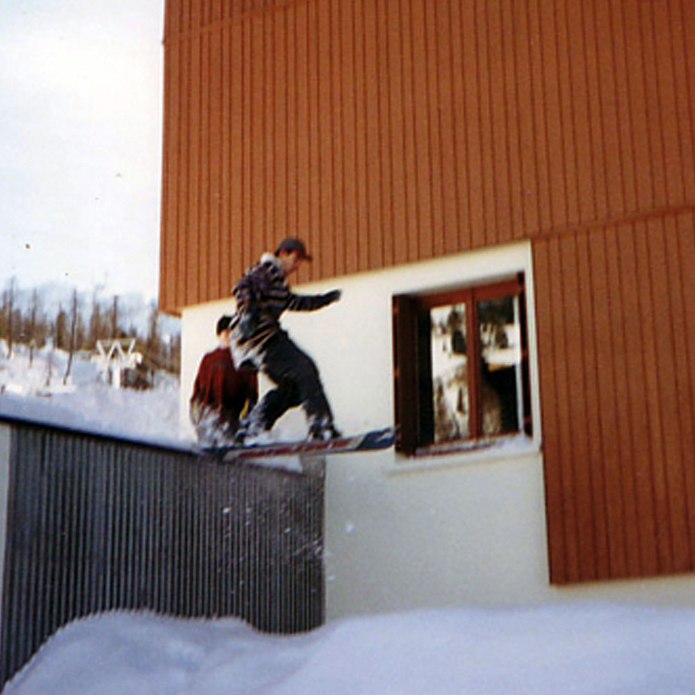 snowboard - drop - meribel (FR) - photo : sebastien S