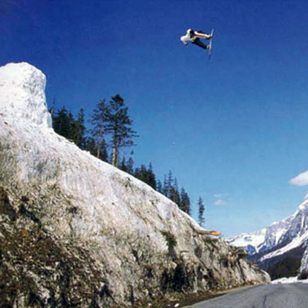 road gap - backside 540 indy - road to the diablerets (CH) - photo : eric bergeri