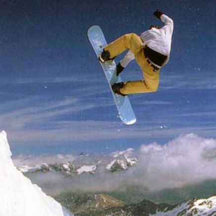 half pipe - frontside indy - tignes (FR) - photo : pascal gombert