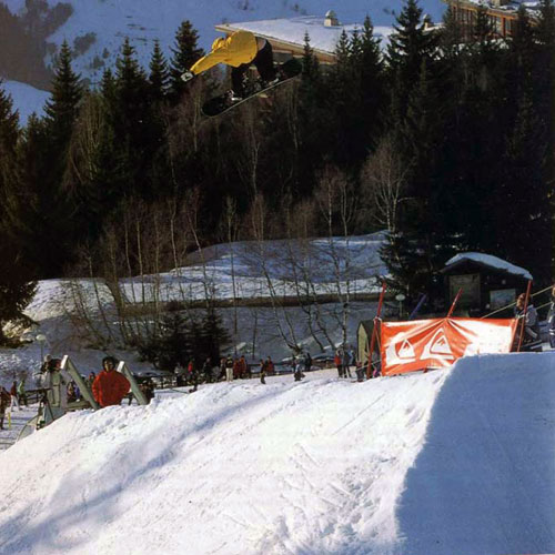 quarter pipe - backside air - les arcs (FR) - photo : pascal gombert